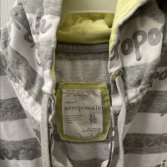 Aeropostale Gray and White Jacket - Picture 3 of 4